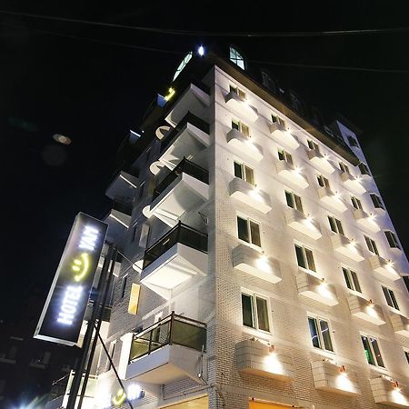 Hotel Yam Yeosu Hakdong Екстер'єр фото