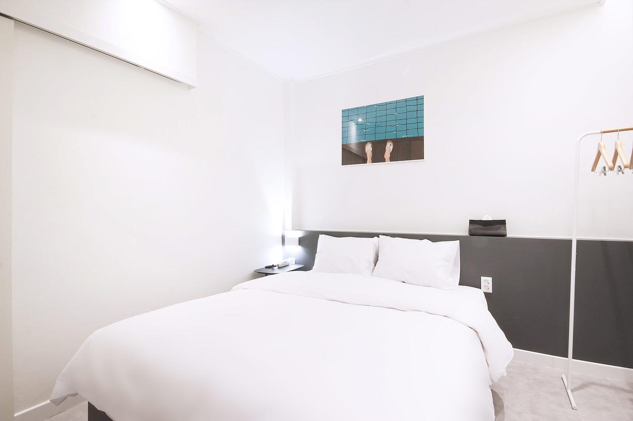 Hotel Yam Yeosu Hakdong Екстер'єр фото