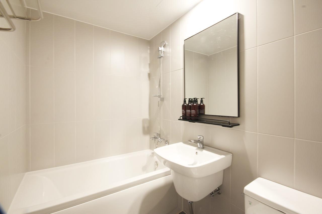 Hotel Yam Yeosu Hakdong Екстер'єр фото